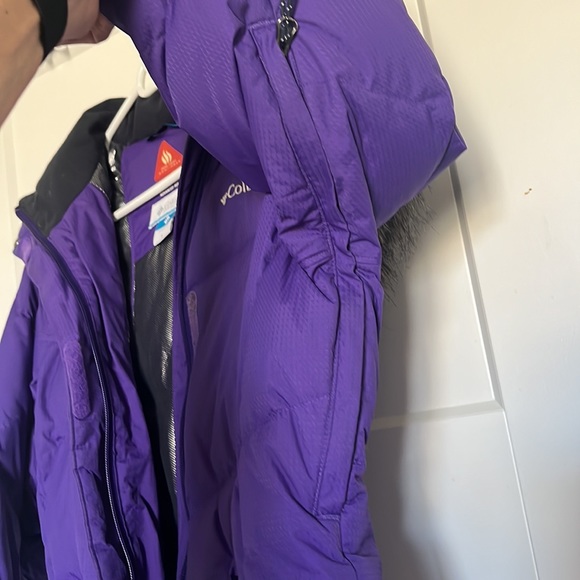 Vivid purple Columbia down Omni-heat jacket-small- removable hood- removable fur - Picture 7 of 14